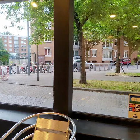 Bed and breakfast Locatif Gare Europe Souvenir Lila